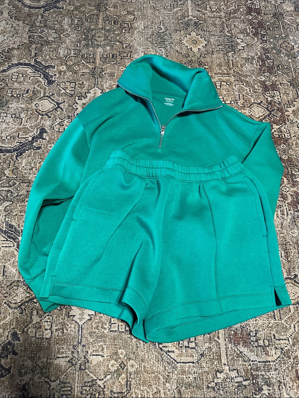 Women’s Green Sweat Set